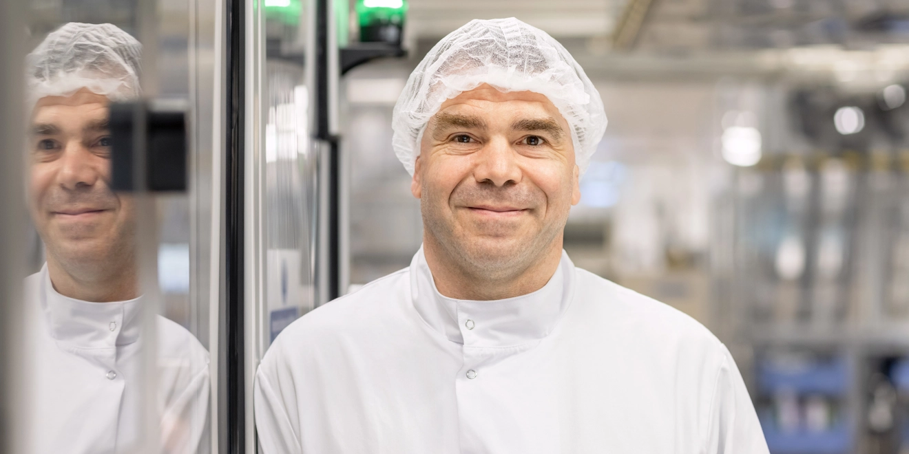 Assembly line operative