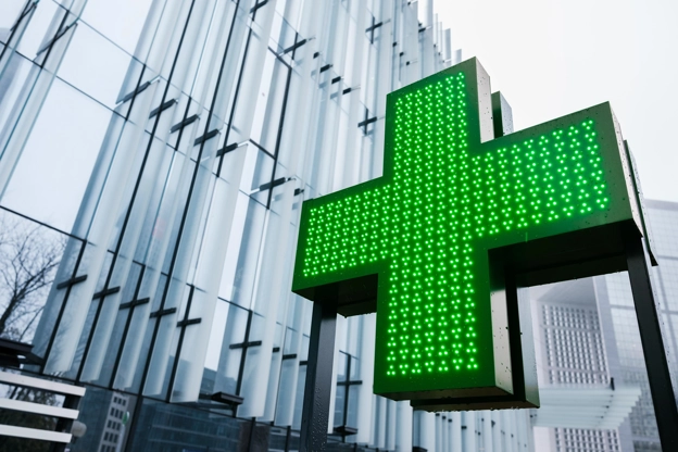 green cross sign